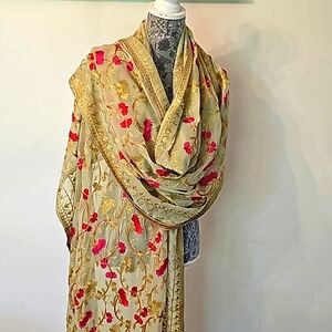 New,women's scarf.Gild and pink color.